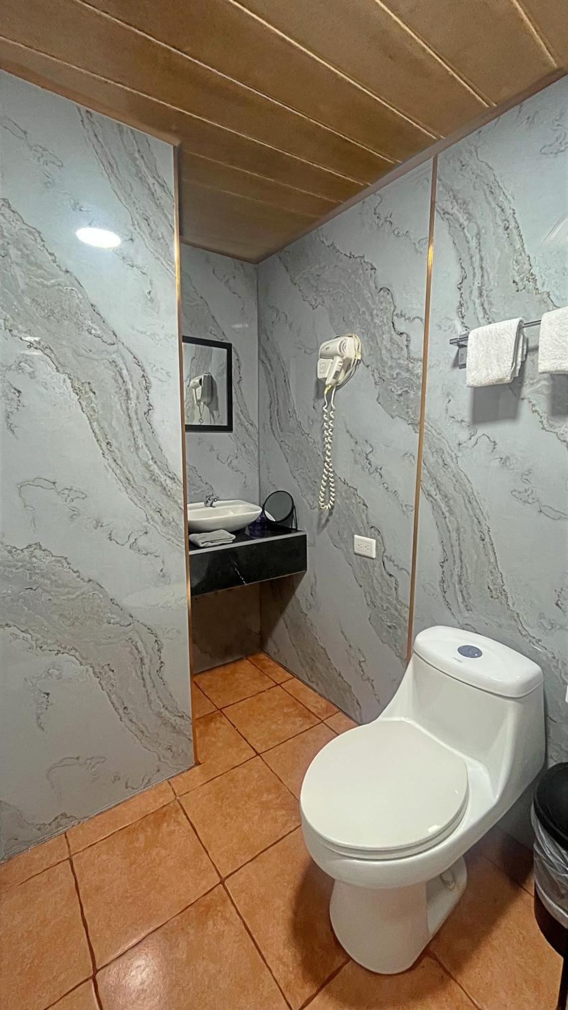 Casa Jungle Monteverde B&B Экстерьер фото